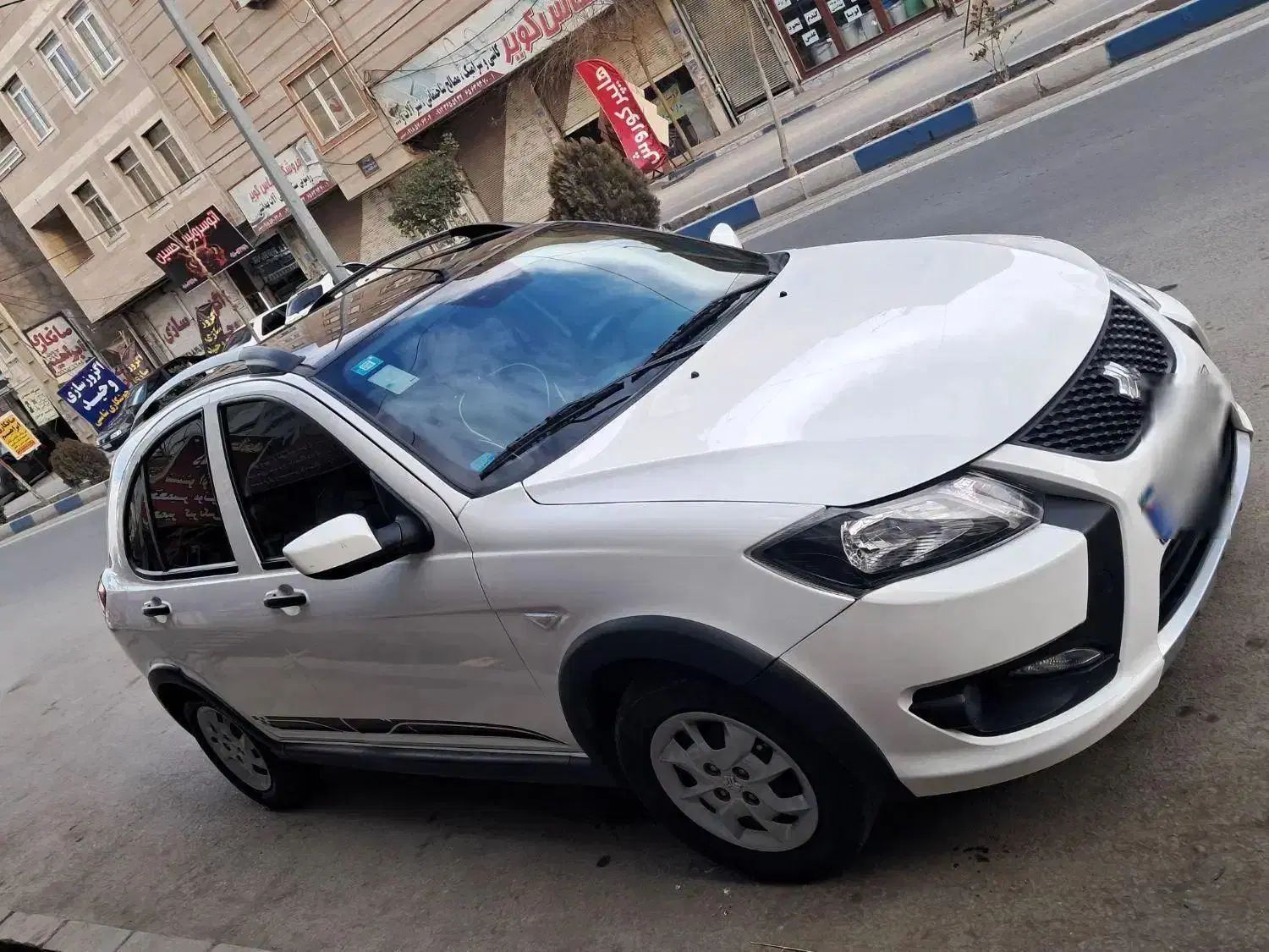 کوییک R دنده‌ای - 1402
