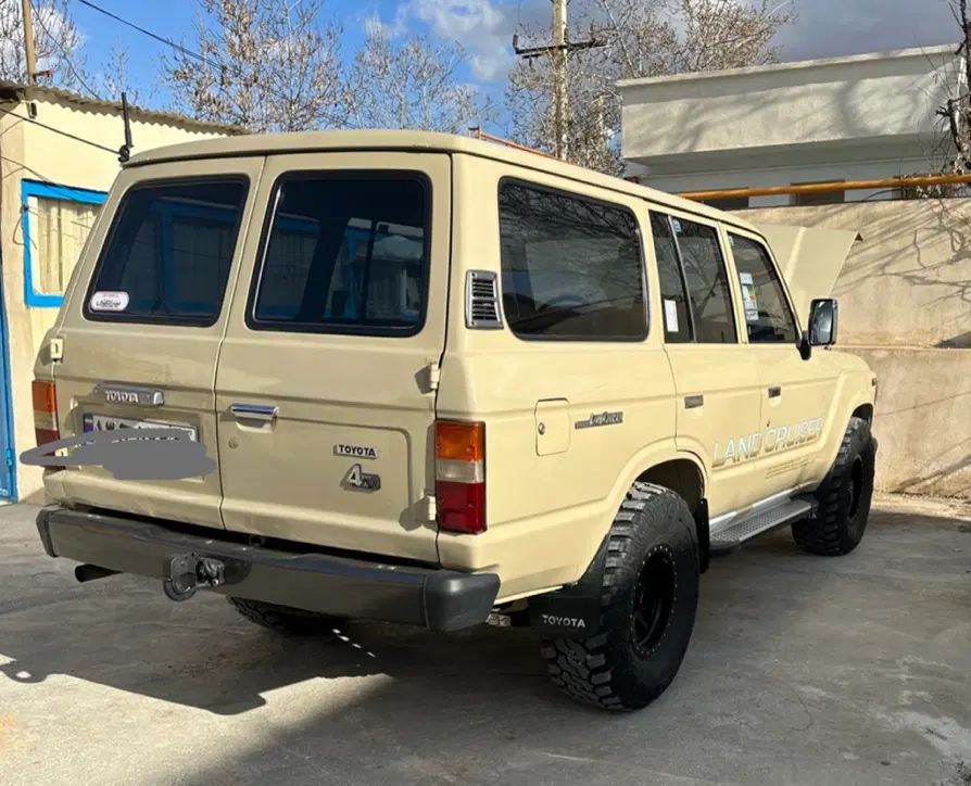 تویوتا لندکروز VXR نسل ۵ - 1989