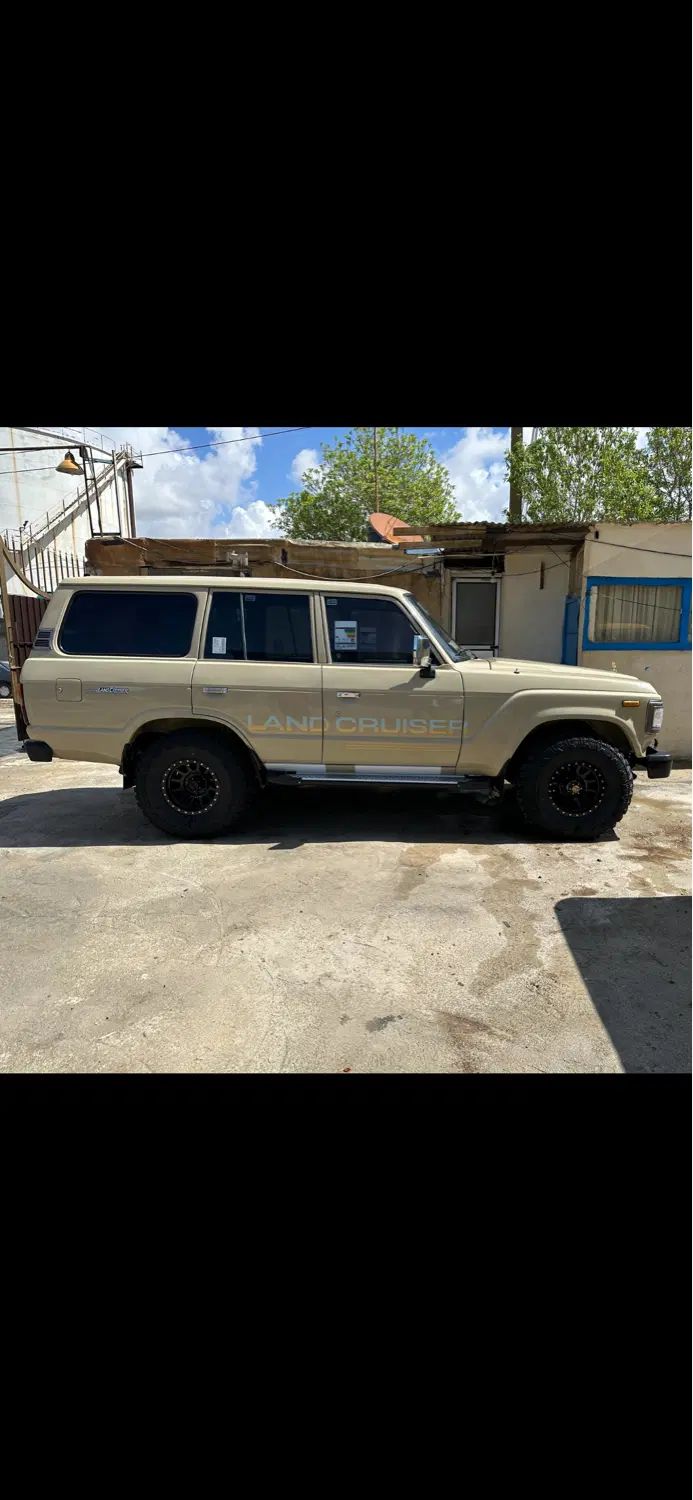 تویوتا لندکروز VXR نسل ۵ - 1989