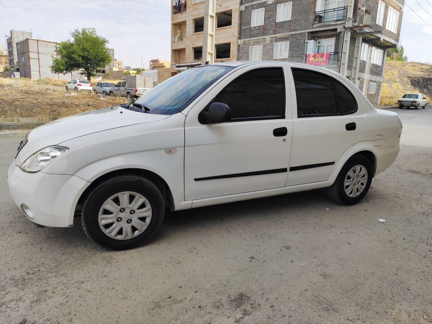 تیبا صندوق دار SX - 1399
