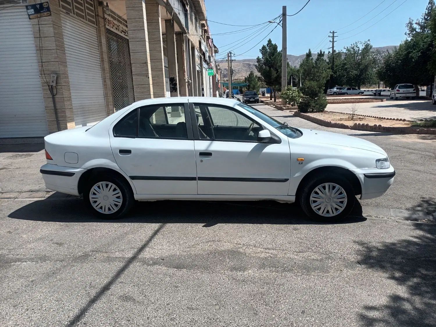 سمند LX XU7 - 1395