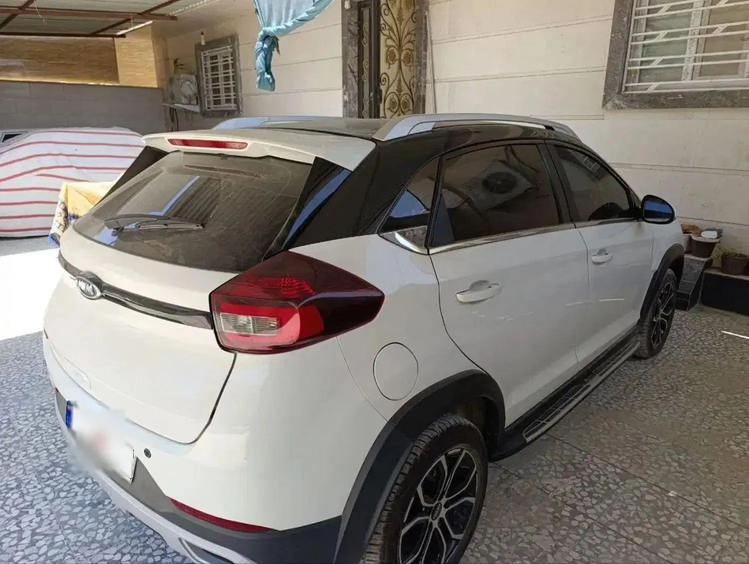 ام وی ام X22 اتوماتیک اسپرت لاکچری - 1402