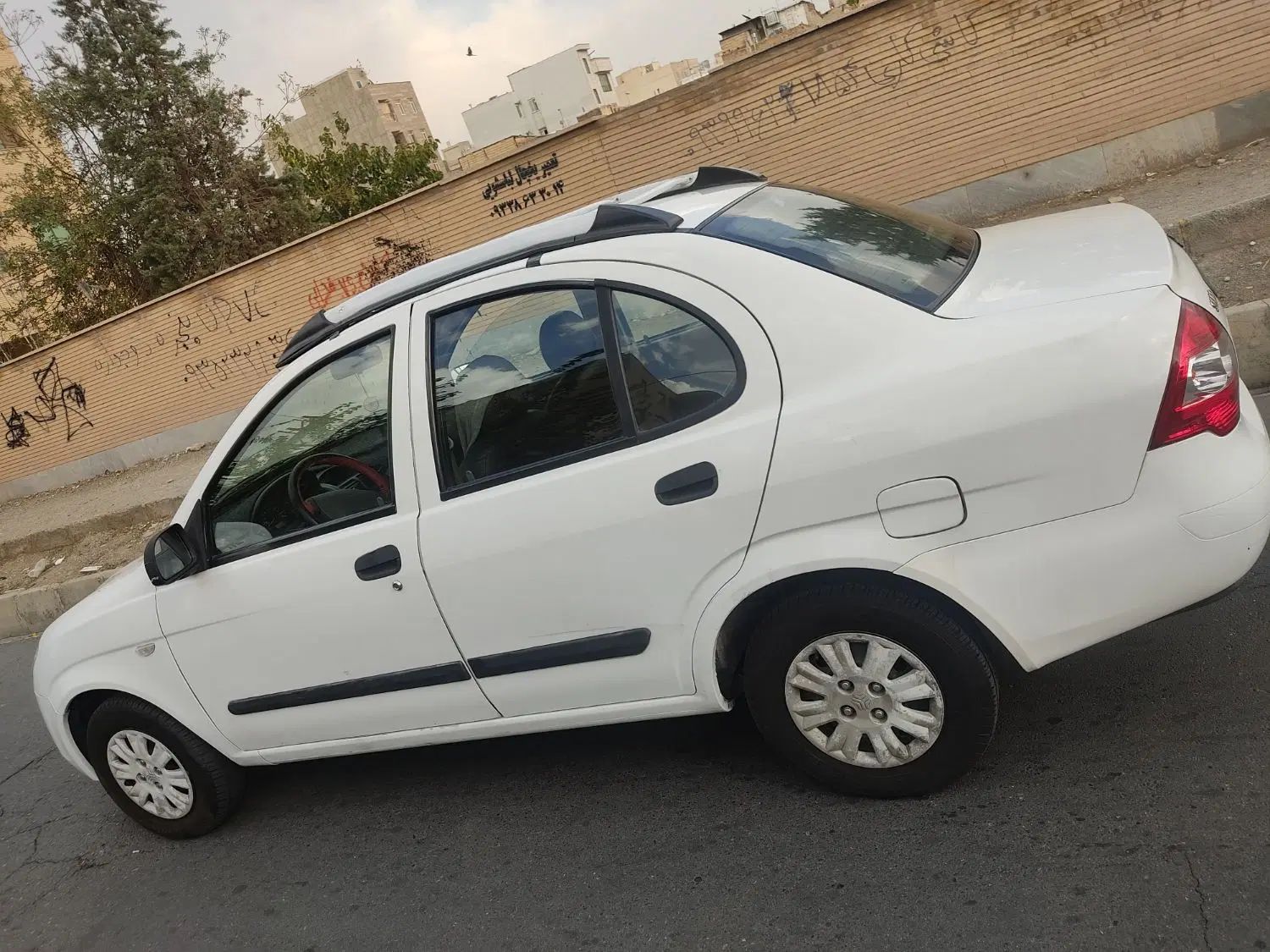 تیبا صندوق دار SX - 1392