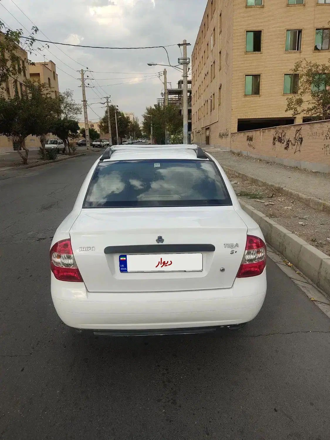 تیبا صندوق دار SX - 1392