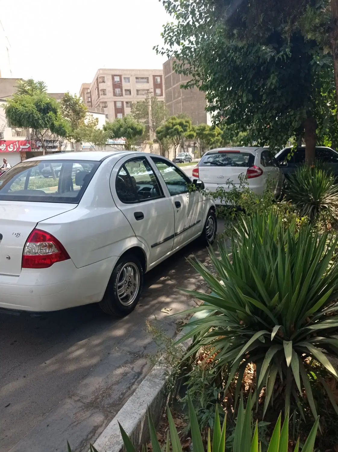 تیبا صندوق دار EX - 1395