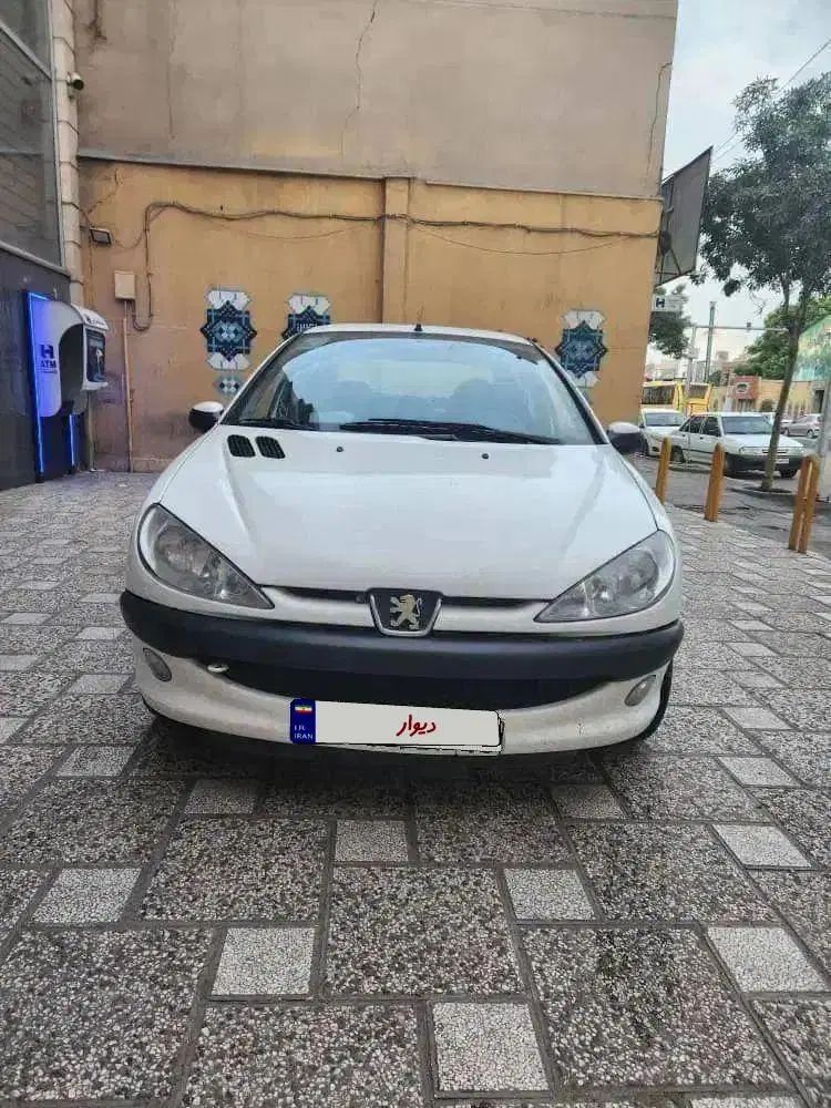 پژو ۲۰۶ صندوق دار v8 - 1400