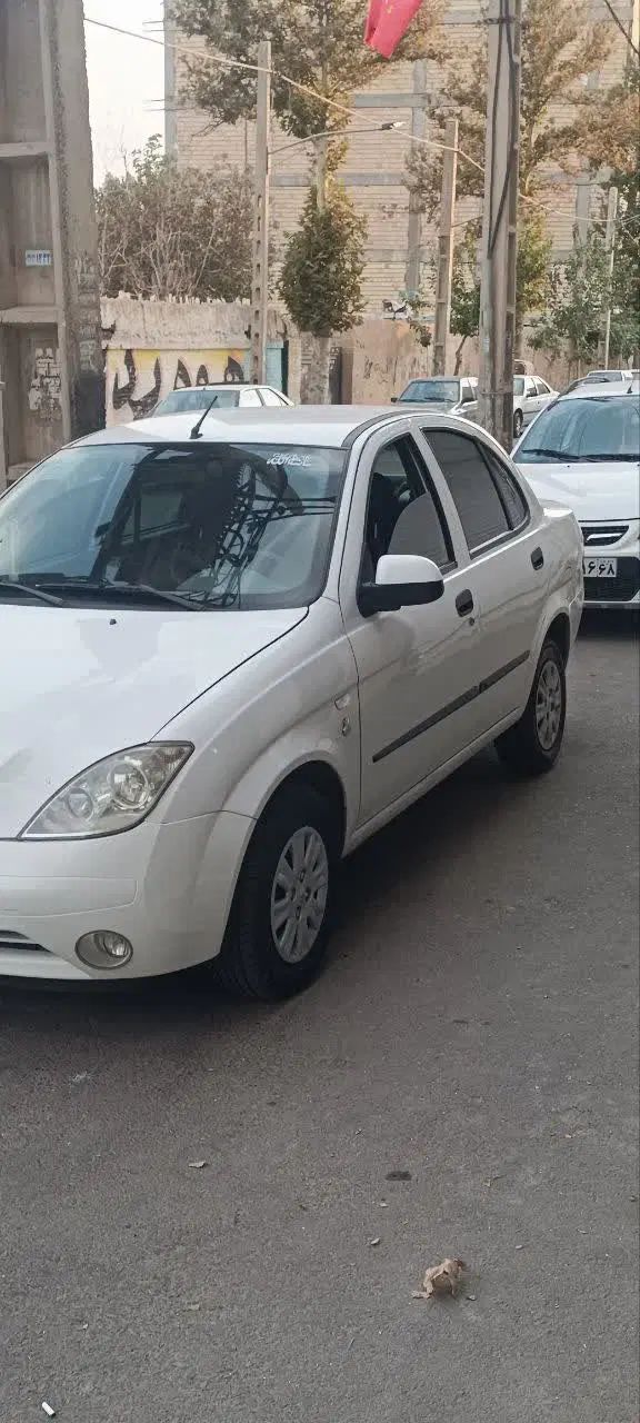تیبا صندوق دار SX - 1401