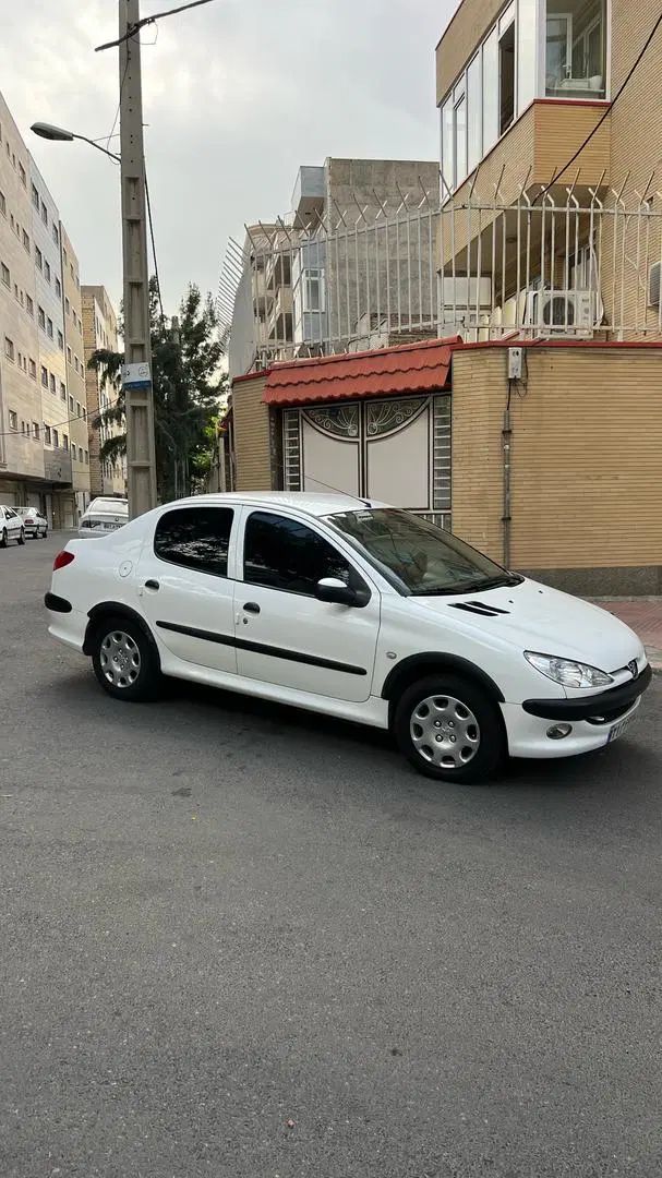 پژو ۲۰۶ صندوق دار v8 - 1397