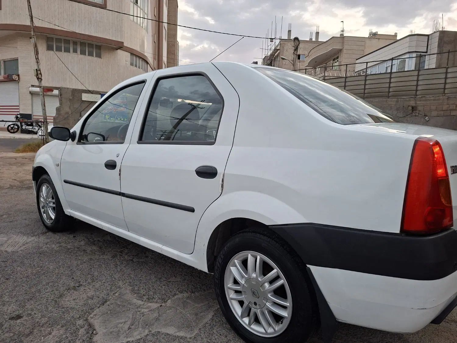 رنو تندر 90 E2 - 1390