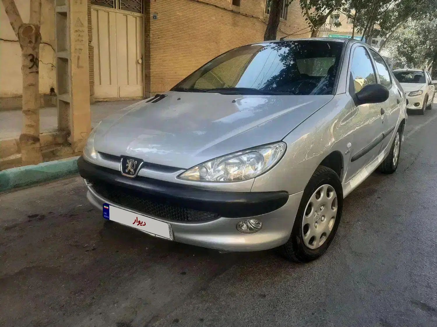 پژو ۲۰۶ صندوق دار v8 - 1390