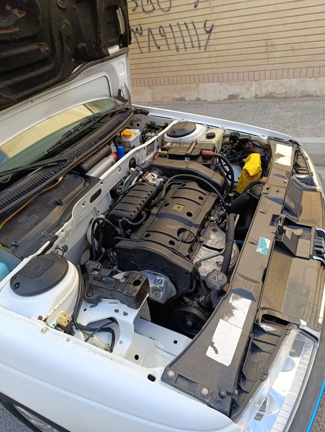 پژو 405 SLX بنزینی TU5 - 1390