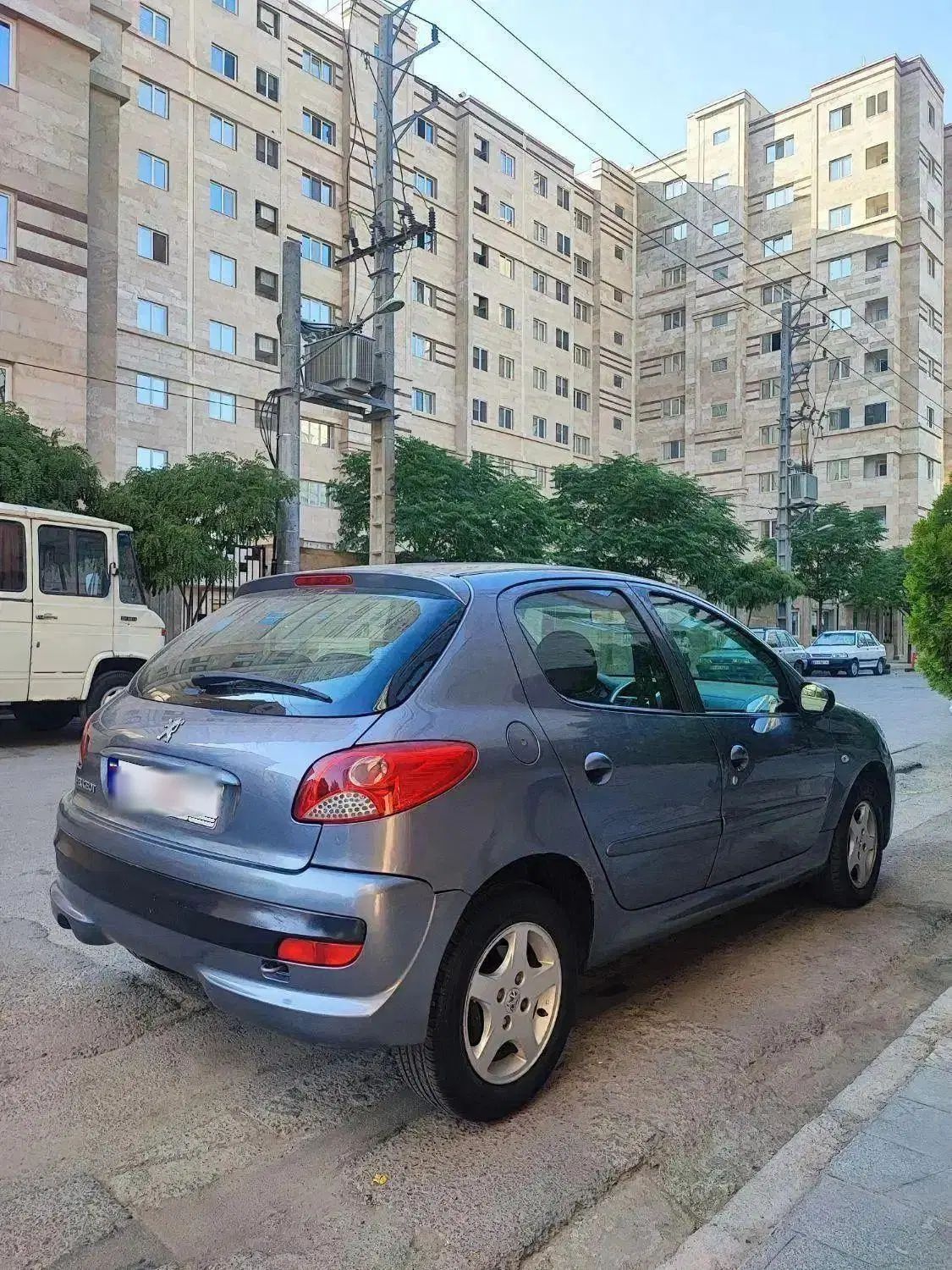 پژو 207 دنده‌ای فرمان هیدرولیک - 1390