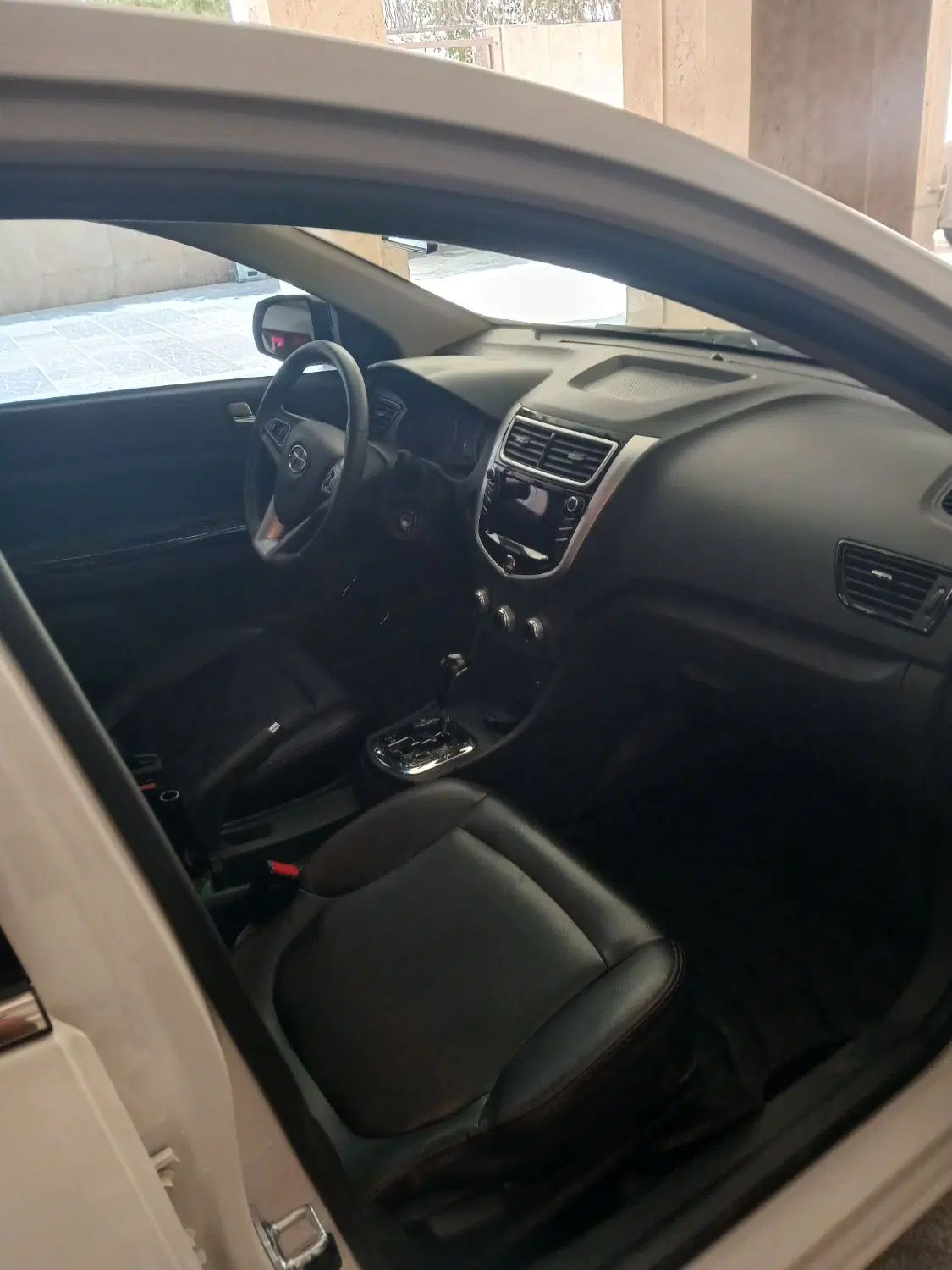 جک J4 اتوماتیک ساده - 1403