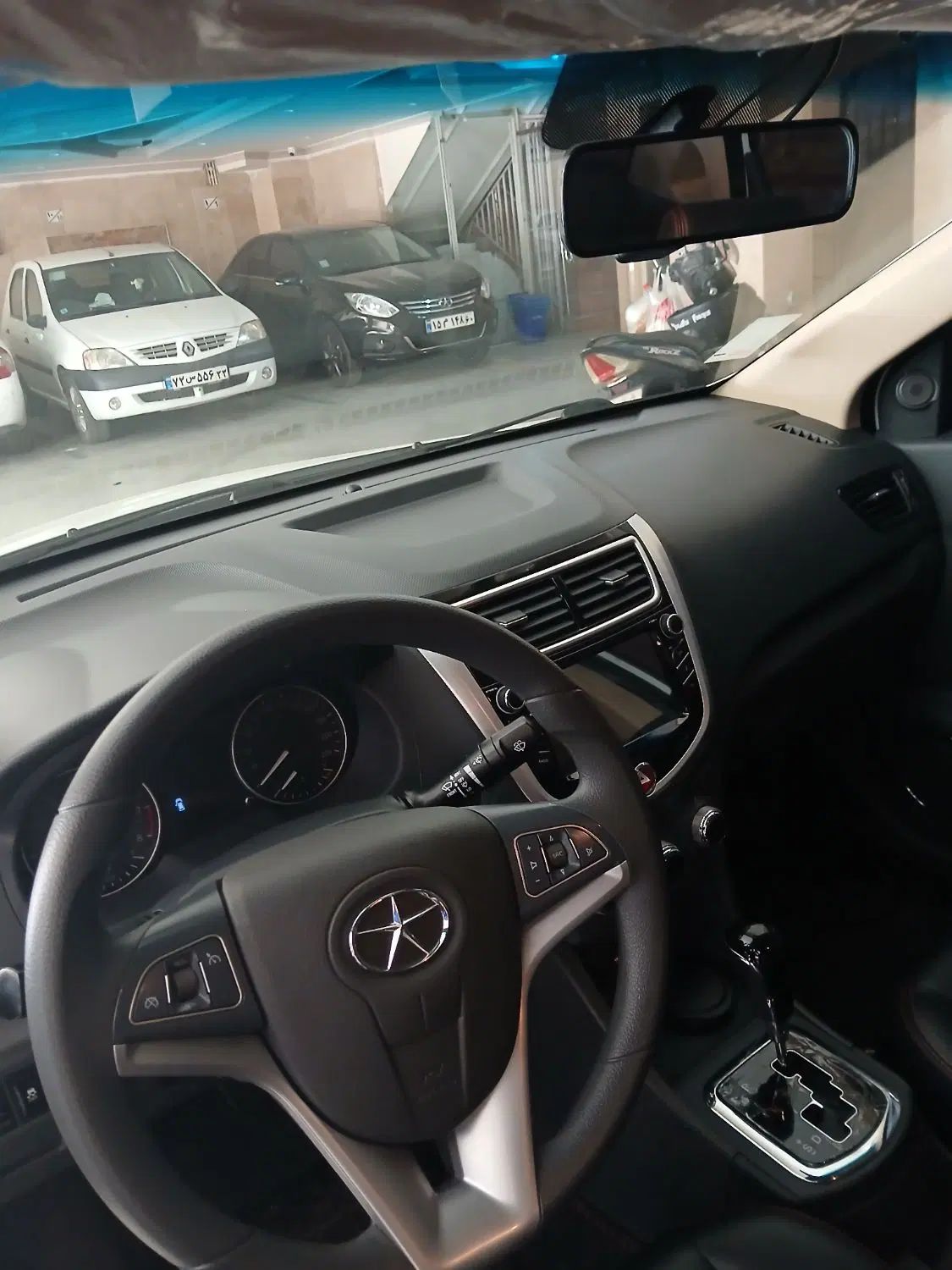 جک J4 اتوماتیک ساده - 1403