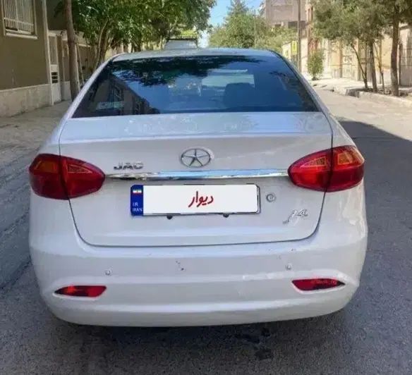 جک J4 اتوماتیک ساده - 1402
