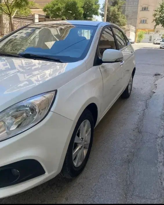 جک J4 اتوماتیک ساده - 1402
