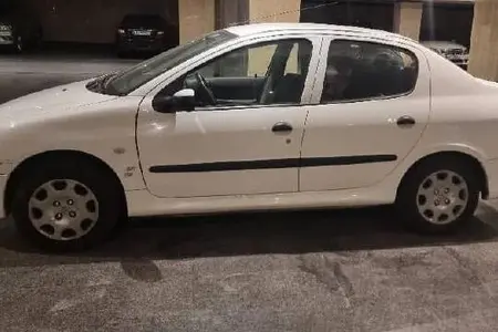 پژو ۲۰۶ صندوق دار v8 - 1399