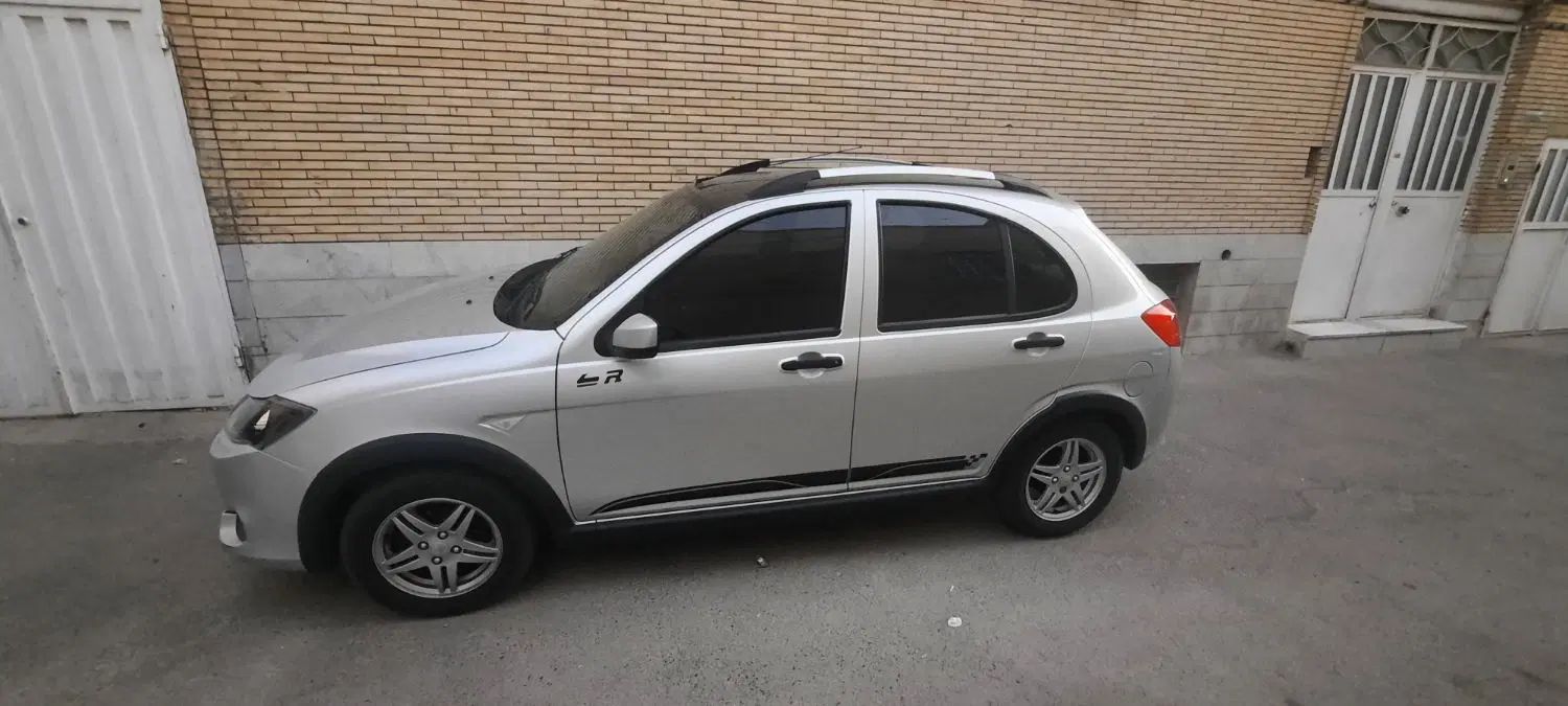 خودرو کوییک، R آگهی ann_19998738