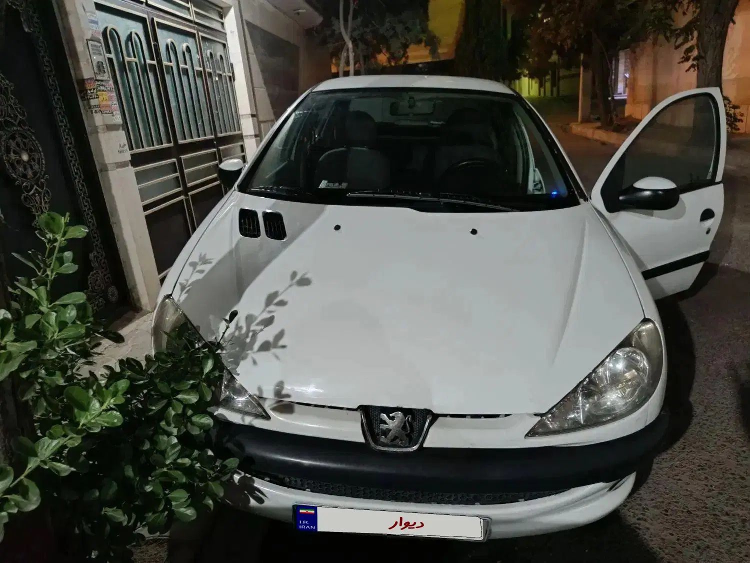 پژو ۲۰۶ صندوق دار v20 - 1391