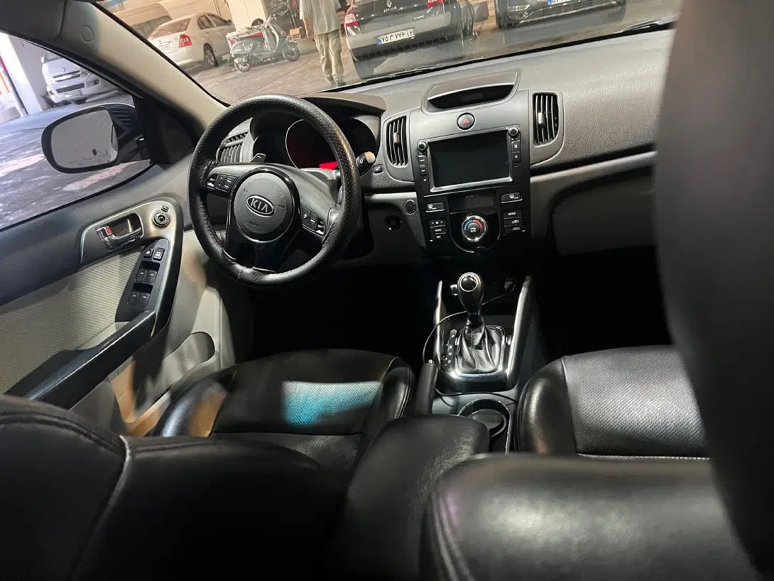 کیا سراتو 2.0 لیتر اتوماتیک GT لاین - 2018