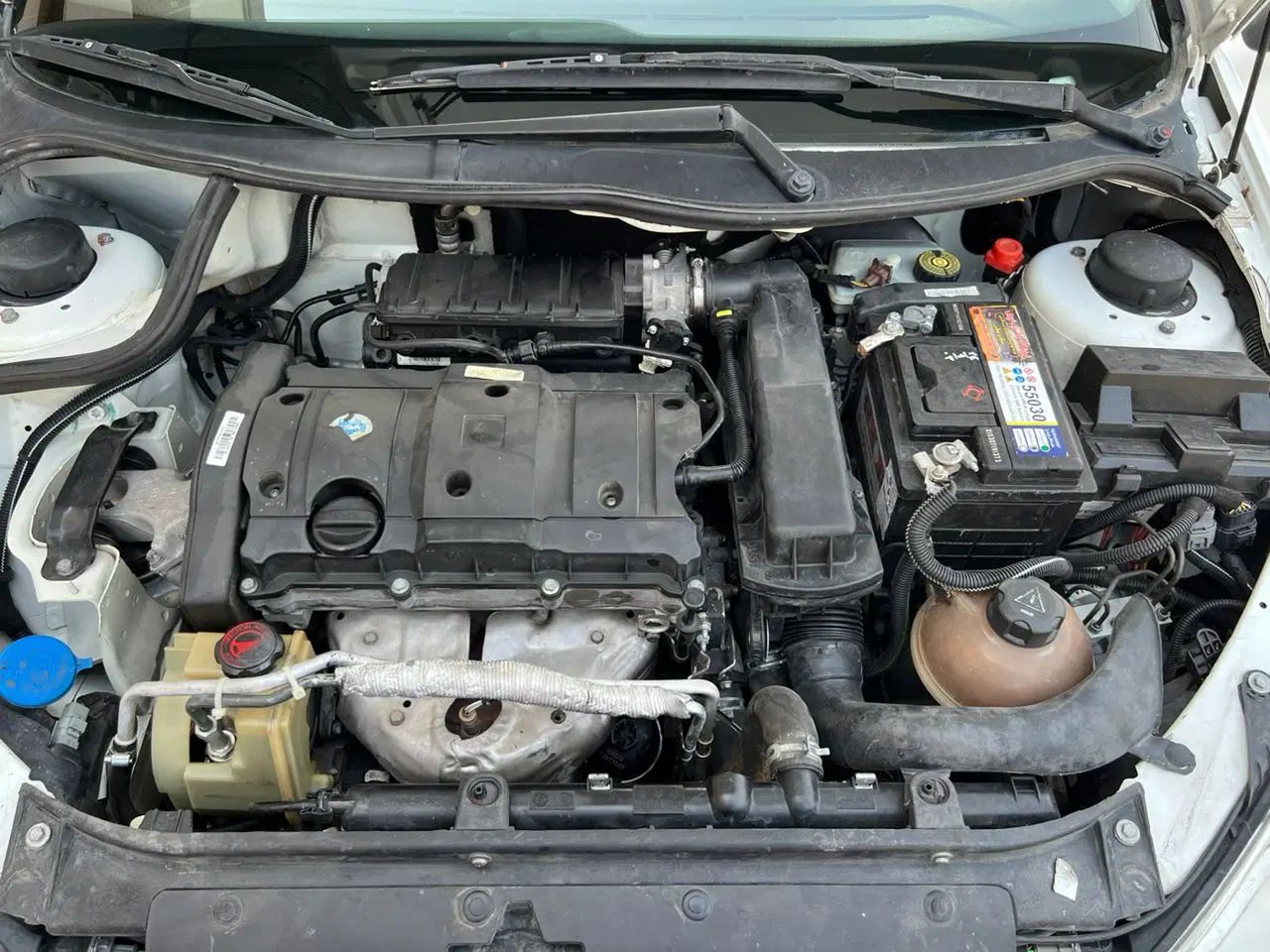 پژو ۲۰۶ صندوق دار v8 - 1394
