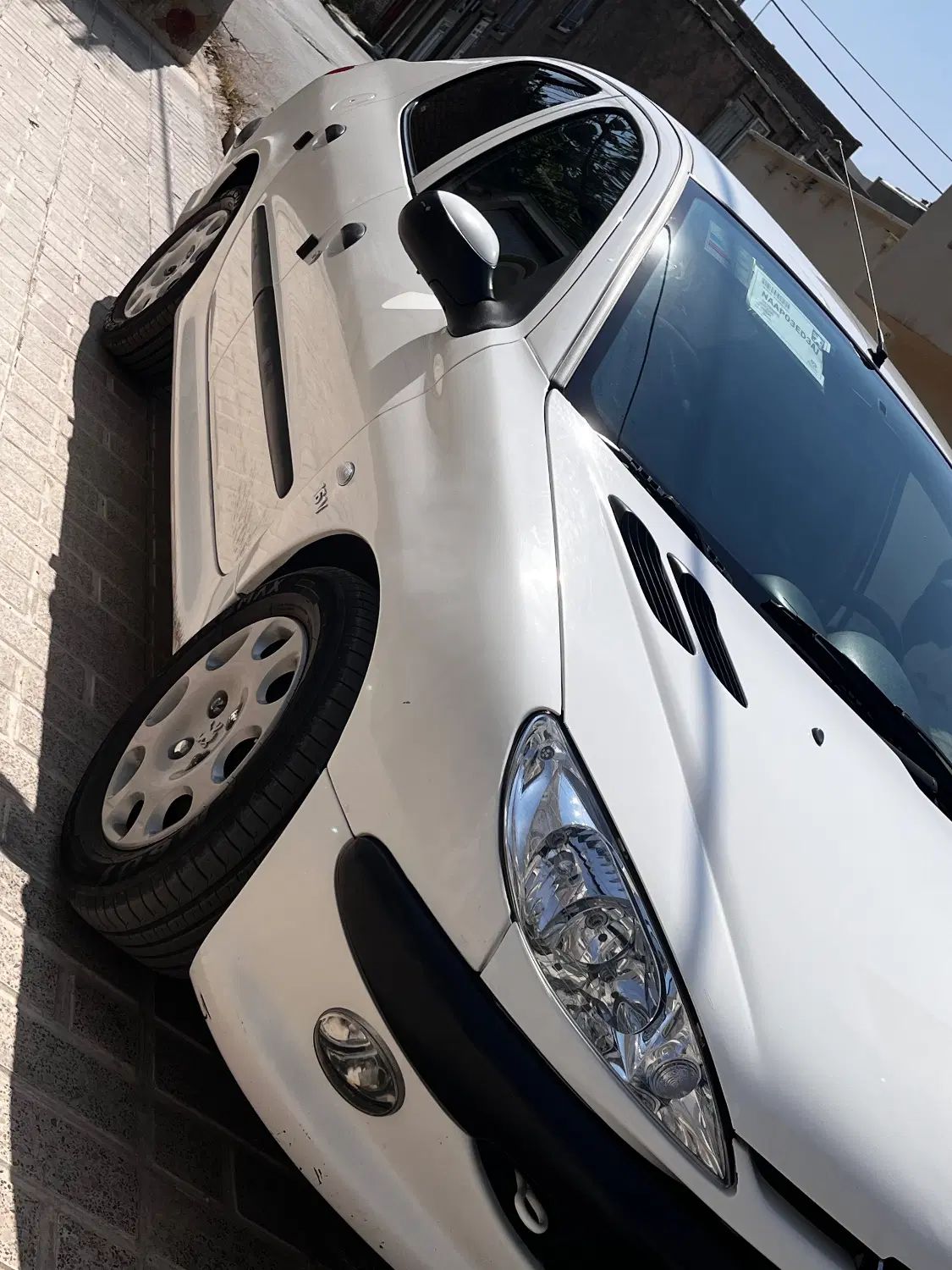 پژو ۲۰۶ صندوق دار v8 - 1392