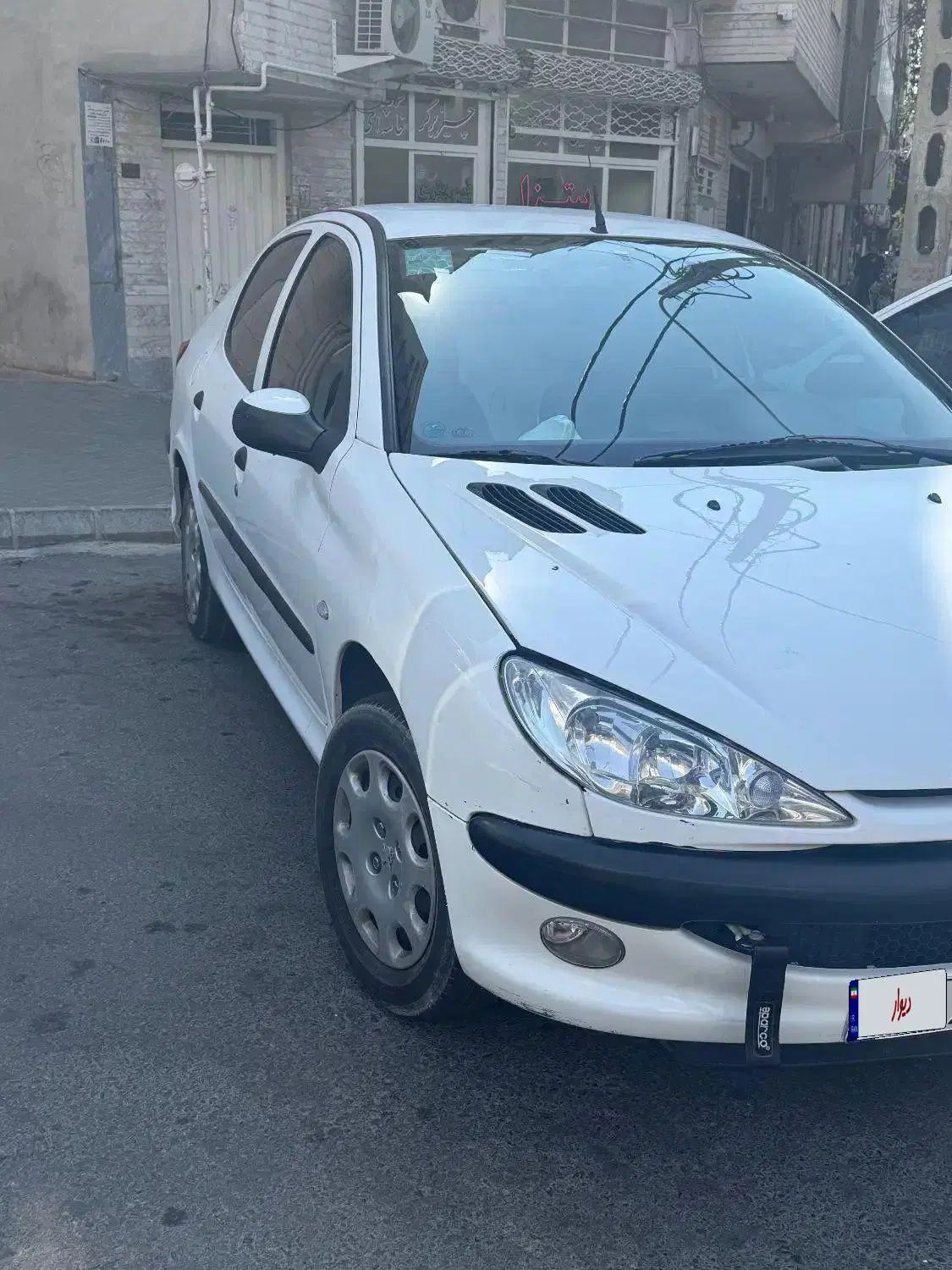 پژو ۲۰۶ صندوق دار v8 - 1396
