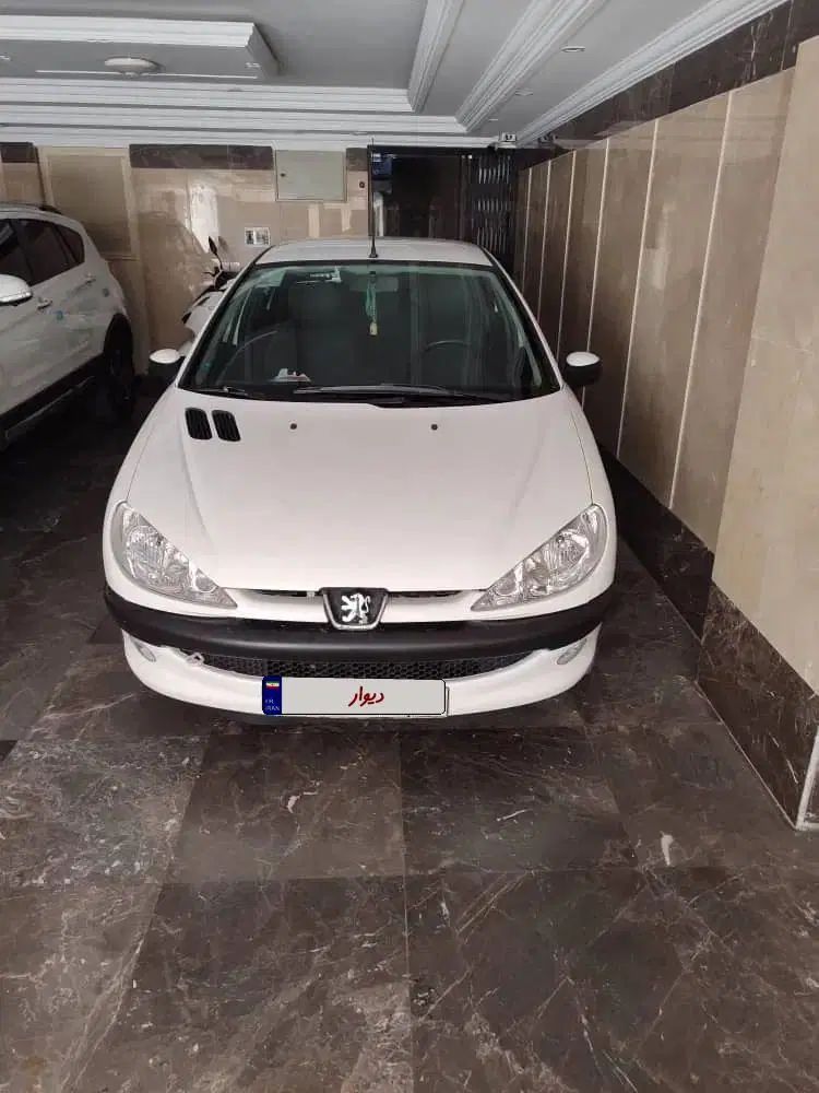 پژو ۲۰۶ صندوق دار v8 - 1399