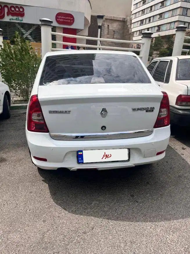 رنو تندر 90 پلاس اتوماتیک - 1396