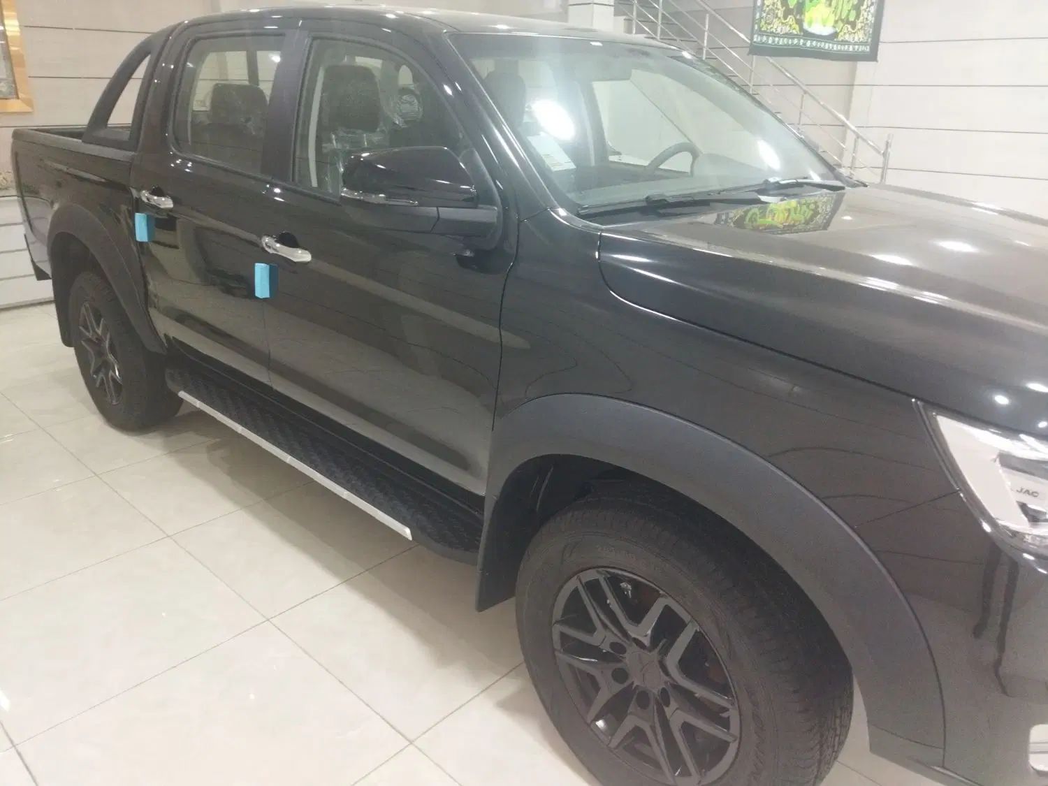 خودرو کی ام سی، T8 آگهی ann_19999497