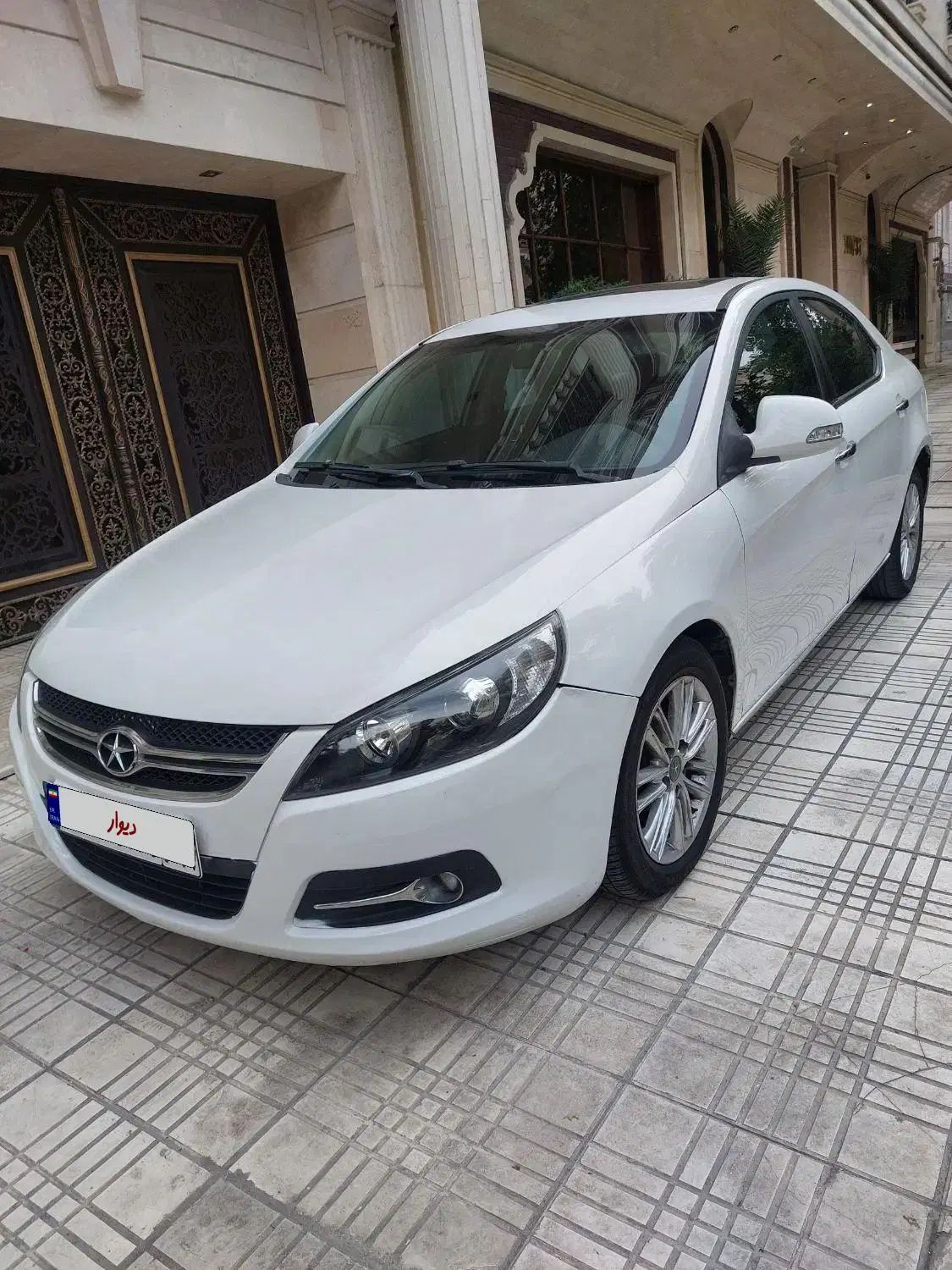 جک J5 اتوماتیک - 1394
