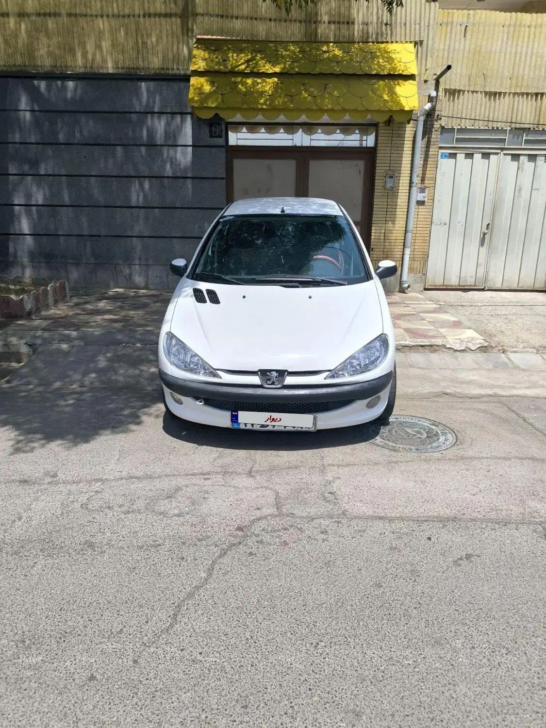 پژو ۲۰۶ صندوق دار v8 - 1393