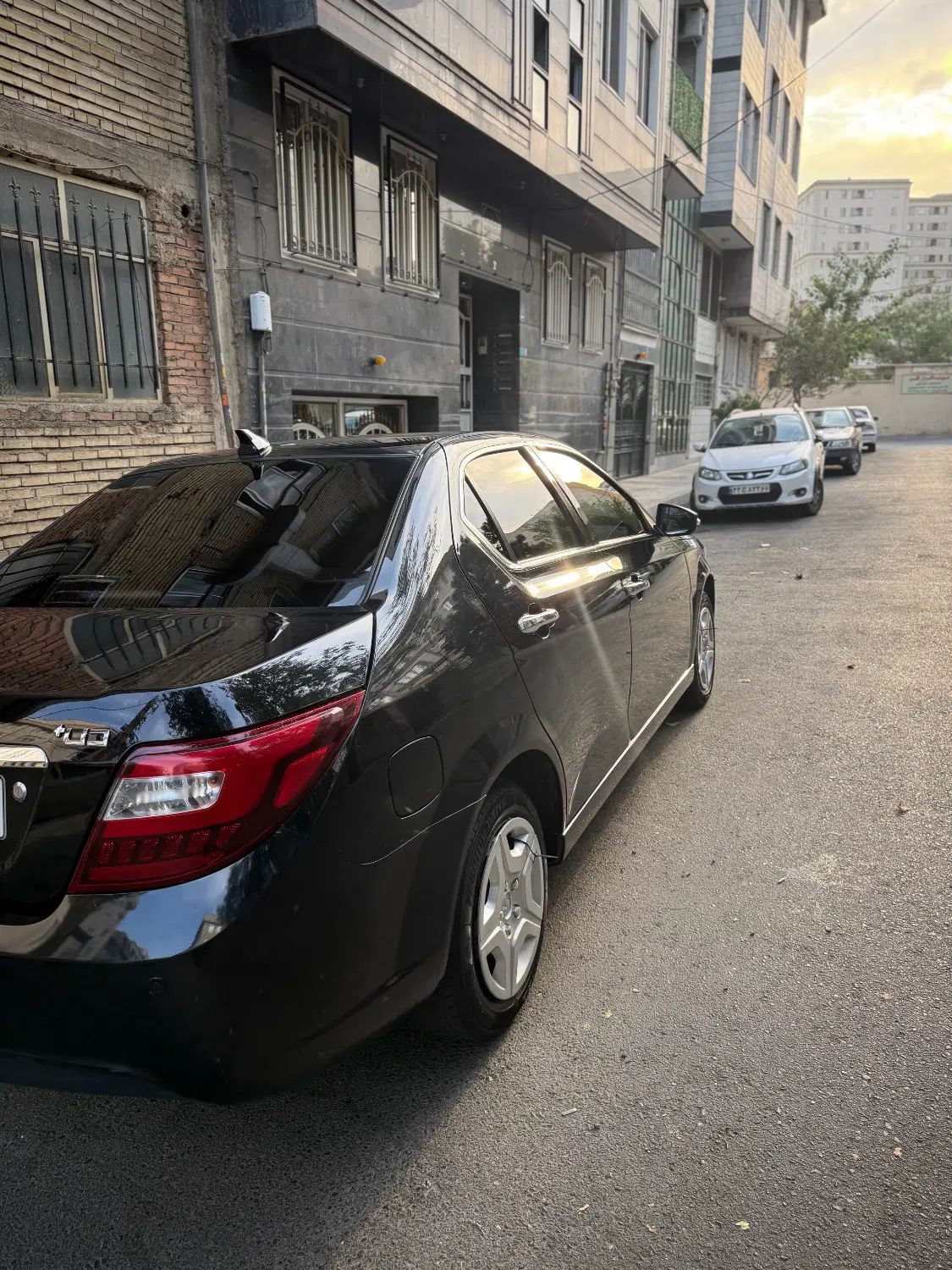 دنا پلاس توربو اتوماتیک - 1402