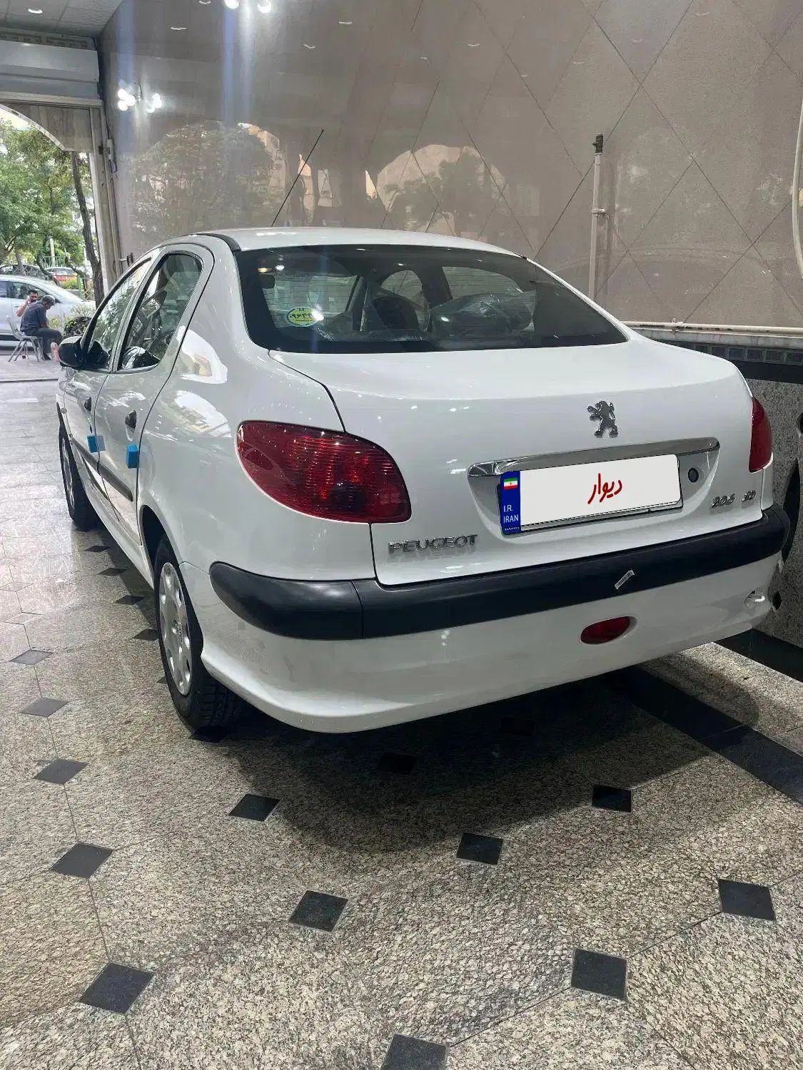 پژو ۲۰۶ صندوق دار v8 - 1399