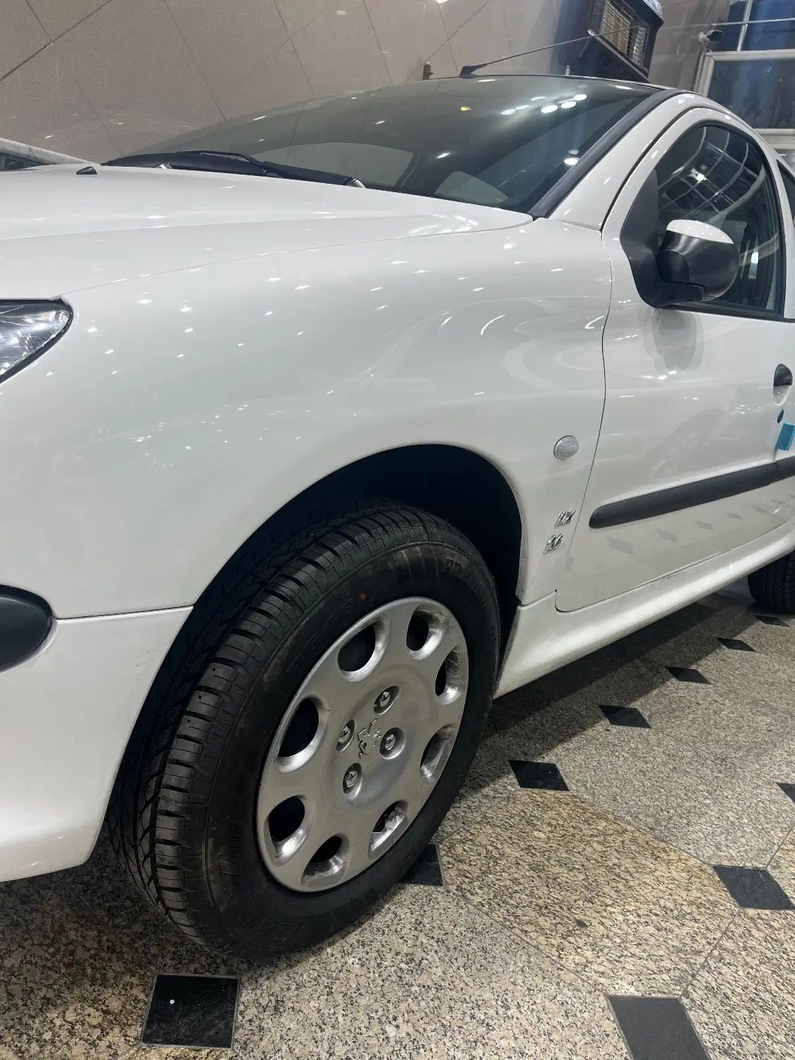 پژو ۲۰۶ صندوق دار v8 - 1399