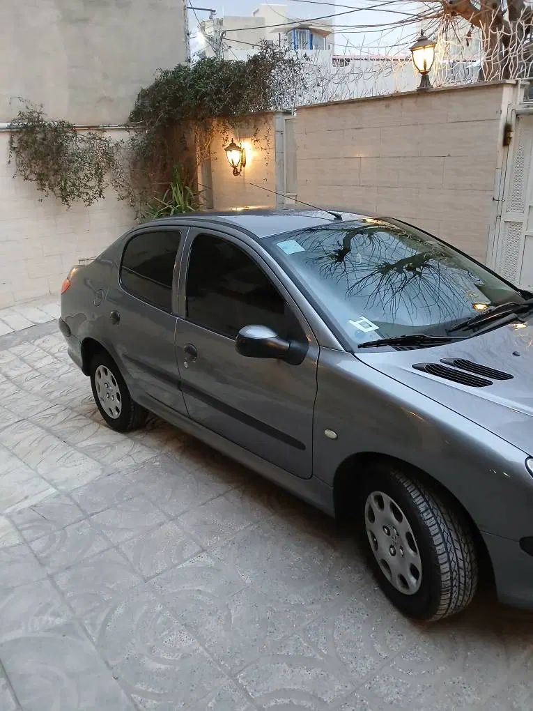 پژو ۲۰۶ صندوق دار v8 - 1393