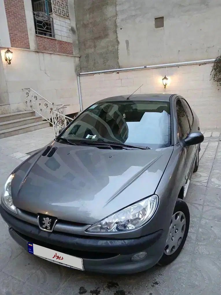 پژو ۲۰۶ صندوق دار v8 - 1393