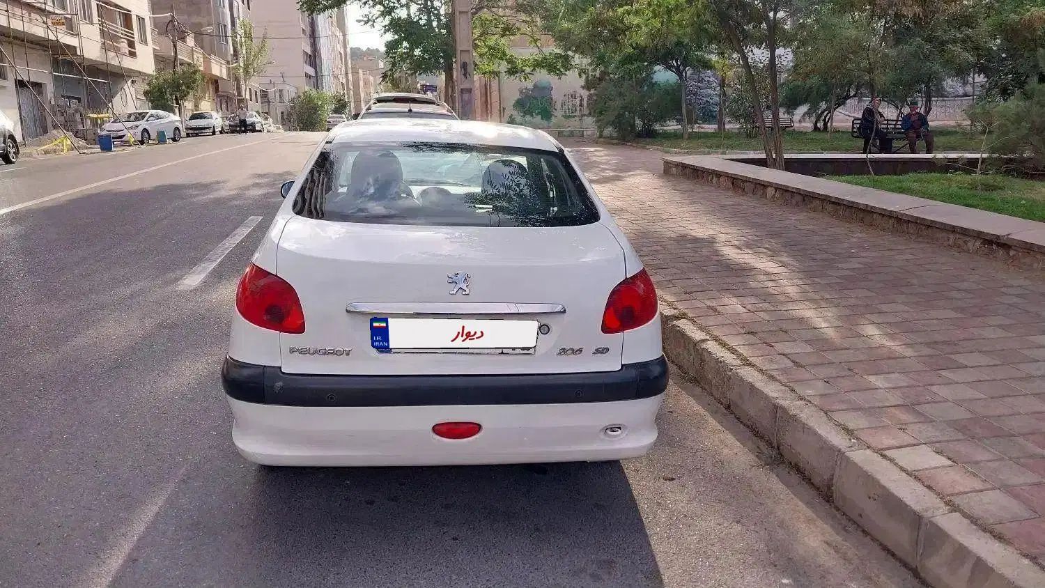 پژو ۲۰۶ صندوق دار v8 - 1395