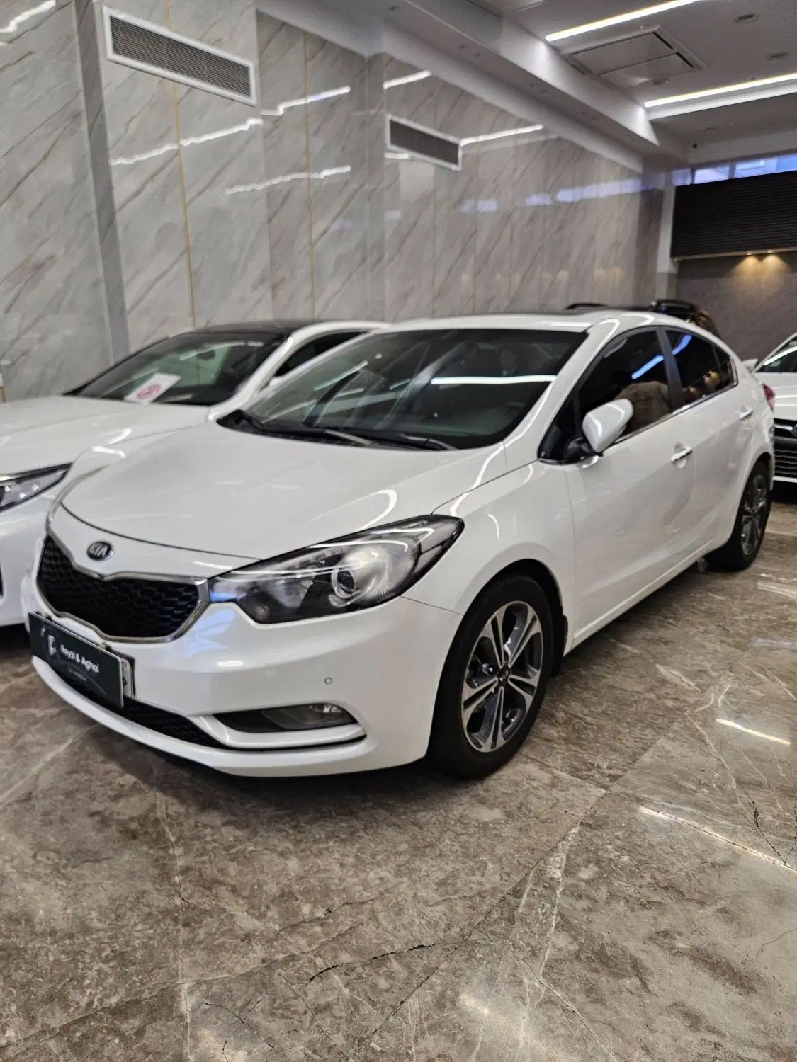 کیا سراتو 2.0 لیتر اتوماتیک GT لاین - 2016