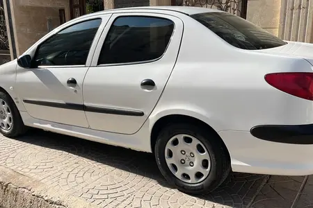 پژو ۲۰۶ صندوق دار v8 - 1398