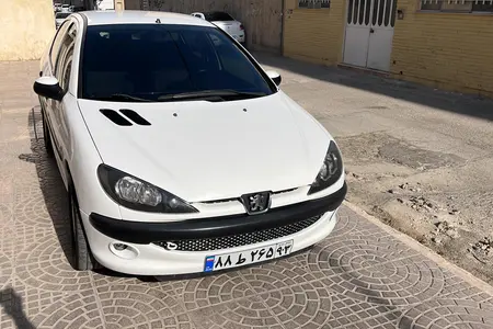 پژو ۲۰۶ صندوق دار v8 - 1398