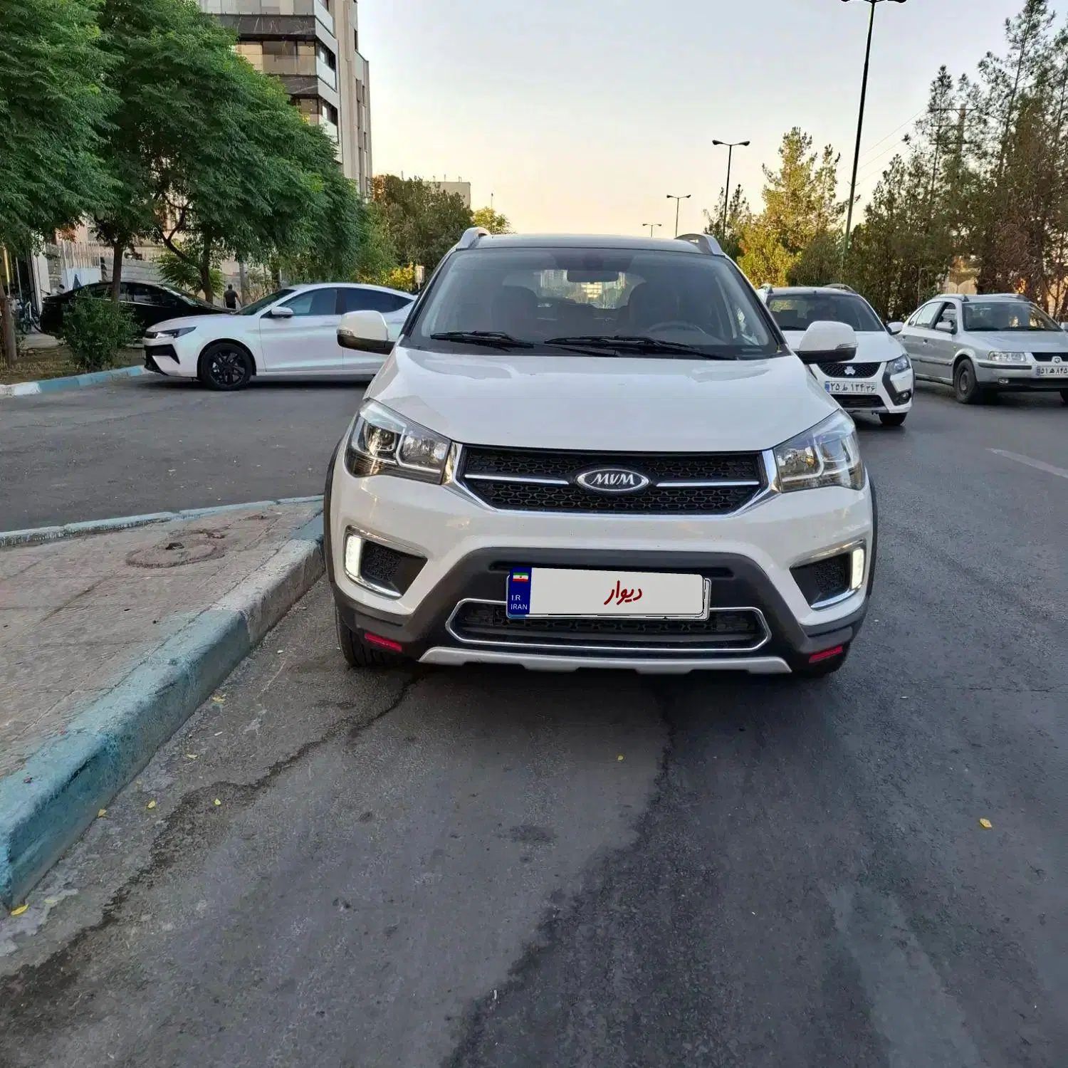 خودرو ام وی ام، X22 آگهی ann_20000671