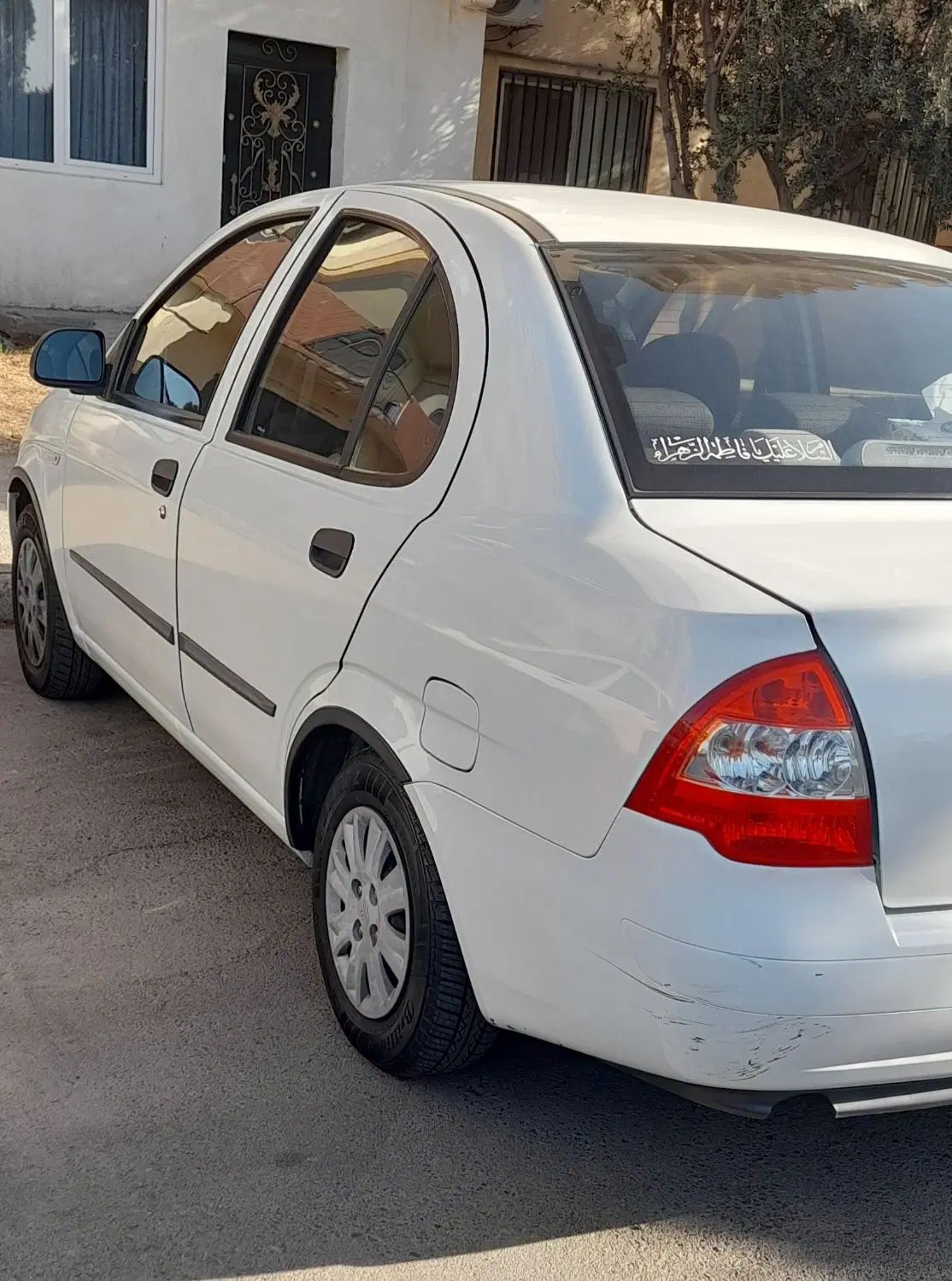 تیبا صندوق دار SX - 1400
