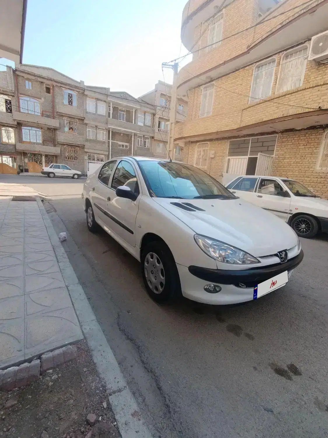 پژو ۲۰۶ صندوق دار v8 - 1388
