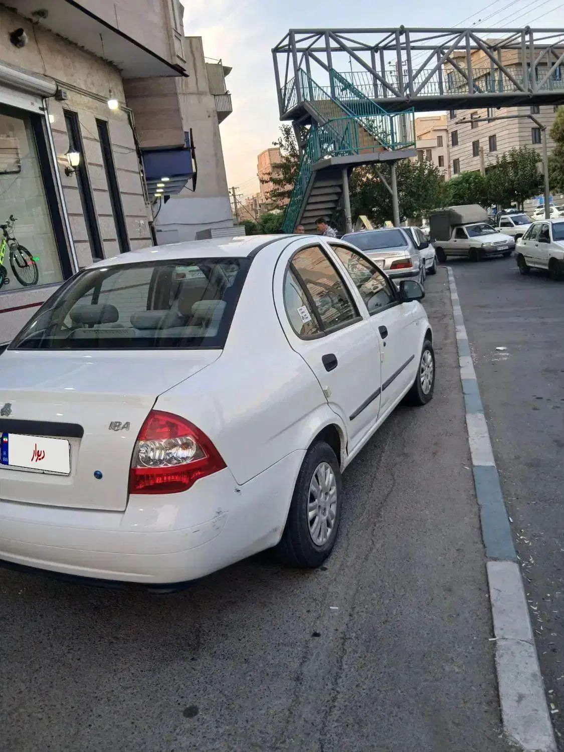 تیبا صندوق دار SX - 1400
