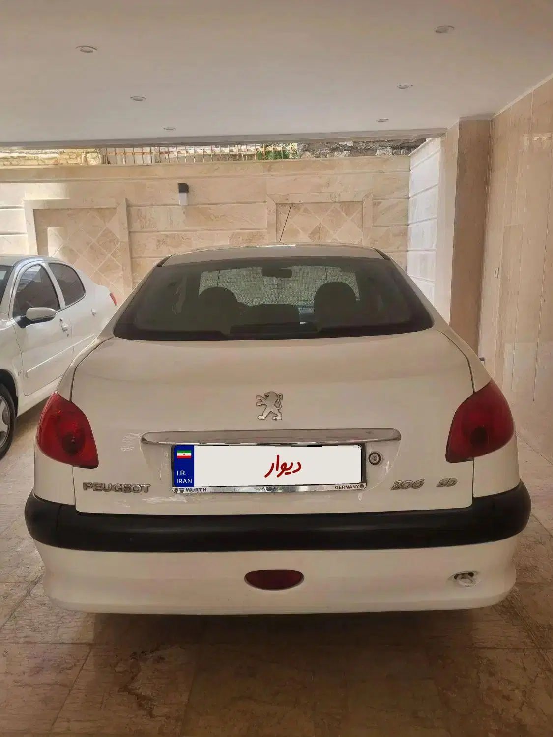 پژو ۲۰۶ صندوق دار v8 - 1392