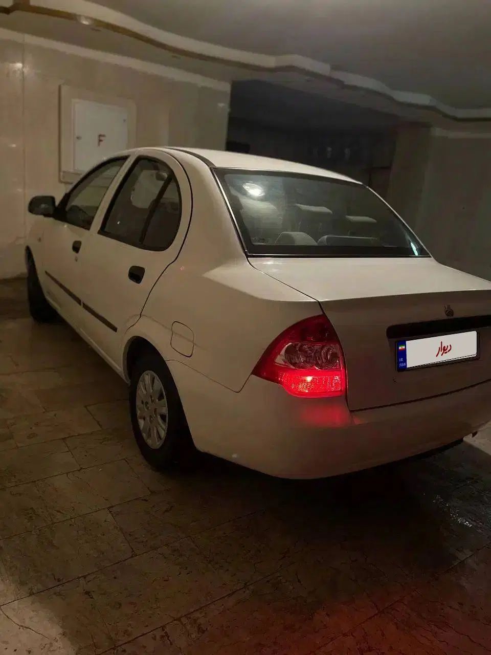 تیبا صندوق دار SX - 1399