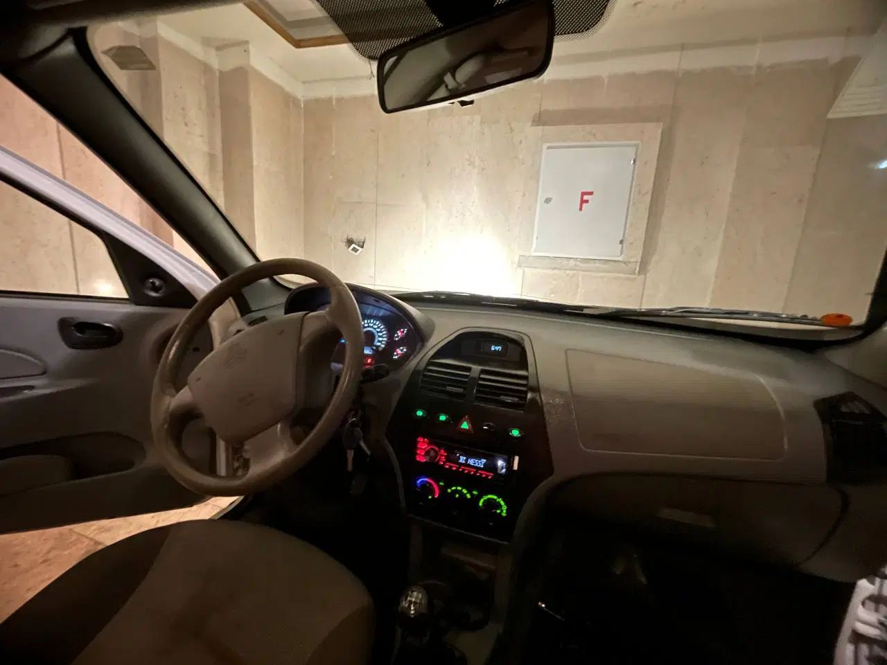 تیبا صندوق دار SX - 1399
