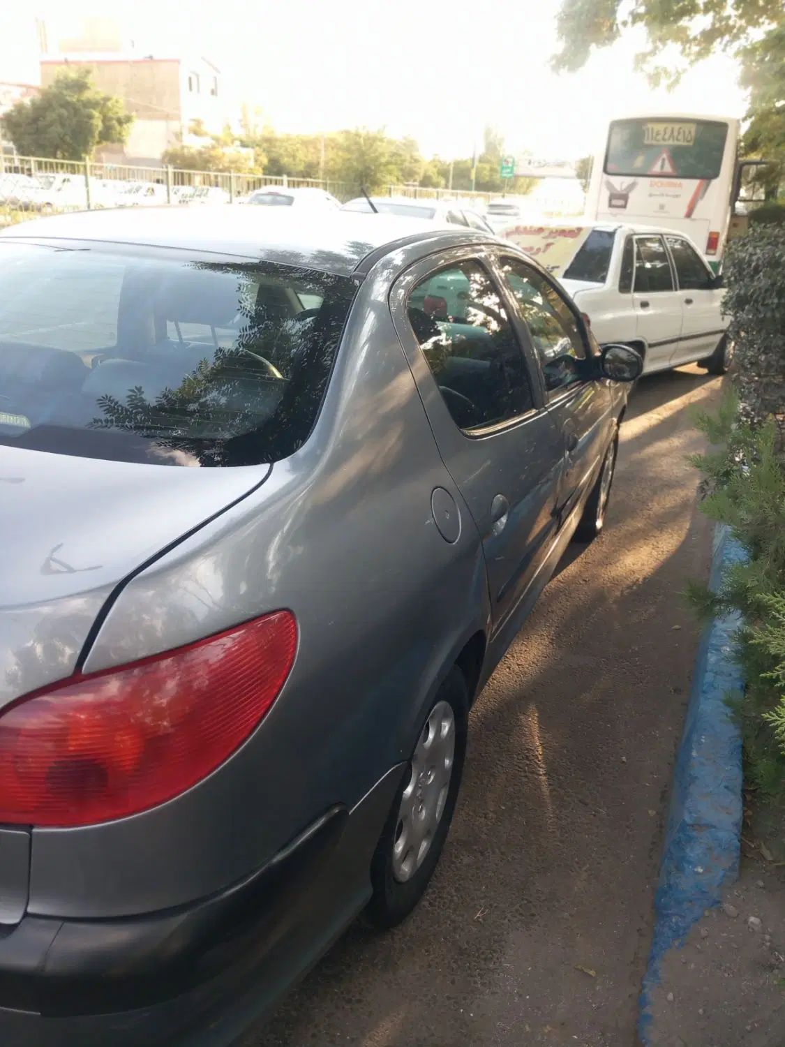 پژو ۲۰۶ صندوق دار v8 - 1393
