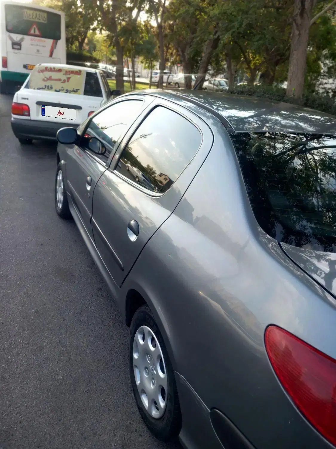 پژو ۲۰۶ صندوق دار v8 - 1393
